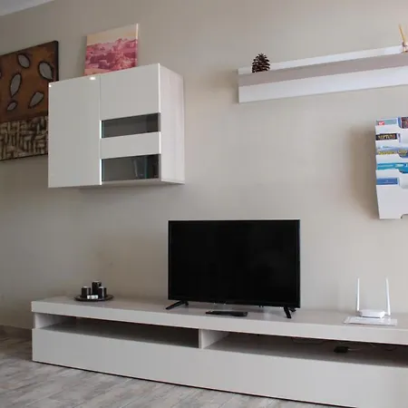 Chalet Simon House Cristianos *